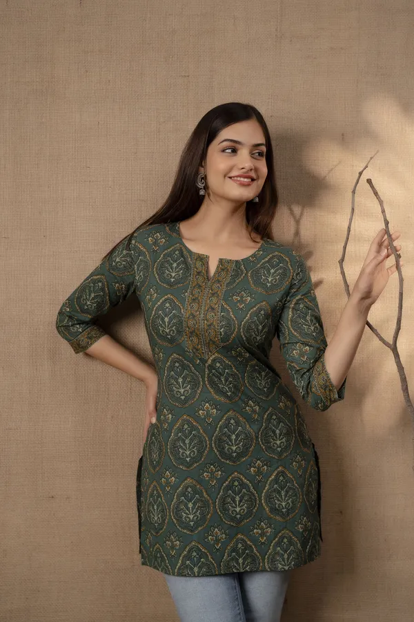 Green__Pure_Cotton_Printed_Tunic_For_Women