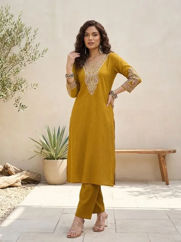 Mustard_Floral_Embroidered_Silk_Blend_Kurta_Trouser_Set