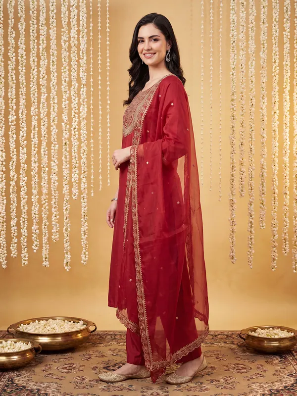 Red_Embroidered_Straight_Kurta_Trousers_With_Dupatta_Set