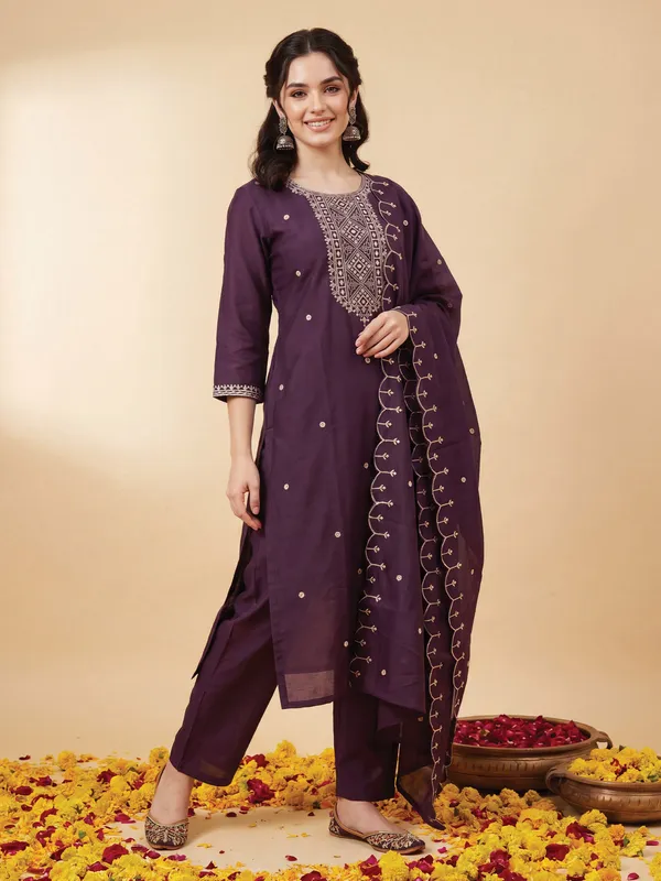 Purple_Embroidered_Straight_Kurta_Trousers_With_Dupatta_Set