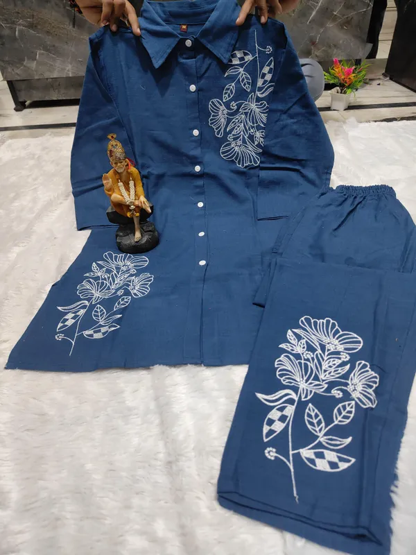 Floral_embroidered_cotton_collar_neck_Blue_Co-Ord_Set