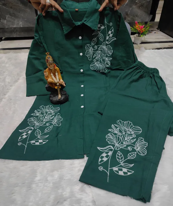 Floral_embroidered_cotton_collar_neck_Green_Co-Ord_Set