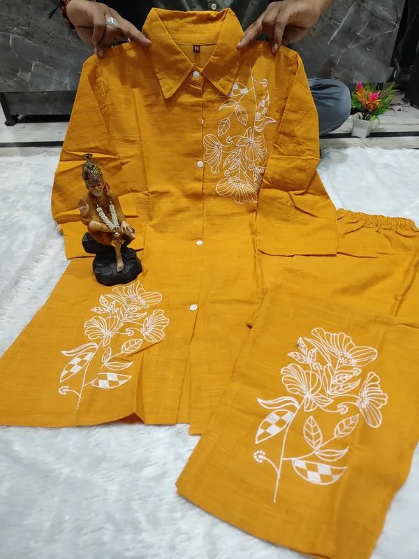Floral_embroidered_cotton_collar_neck_Yellow_Co-Ord_Set