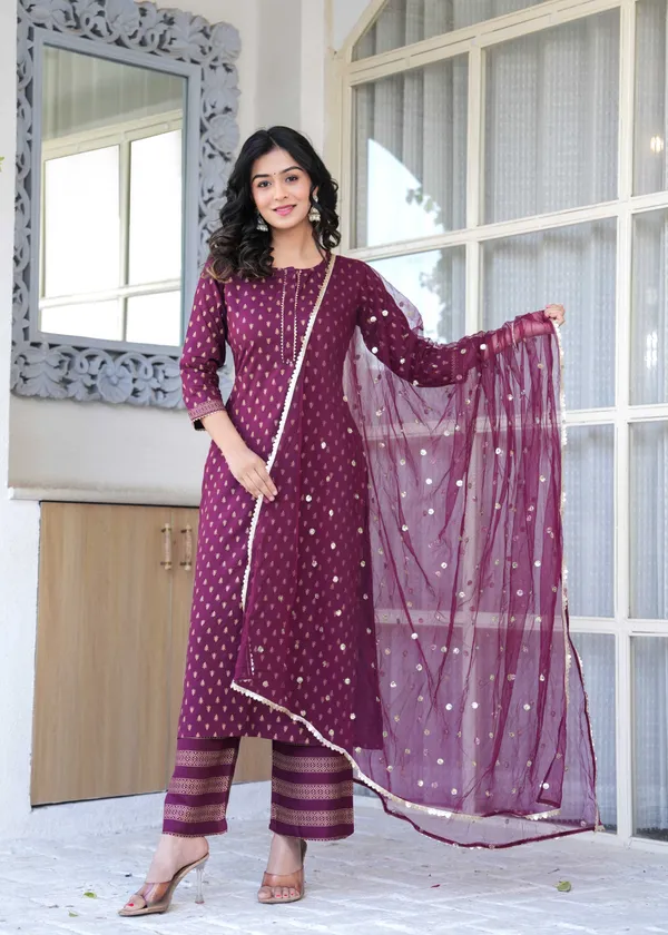 Burgundy_Floral_Printed_Viscose_Rayon_Kurta_Set_For_Women