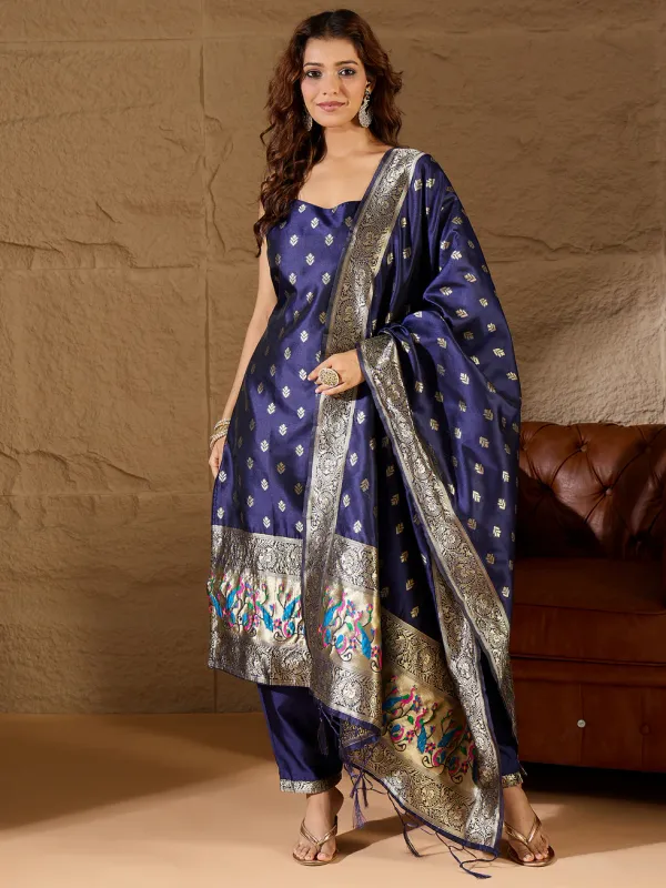 Floral_Printed_Silk_Blend_Round_Neck_Kurta_Trouser_&_Dupatta_Set