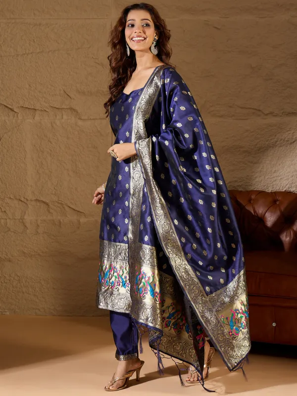 Floral_Printed_Silk_Blend_Round_Neck_Kurta_Trouser_&_Dupatta_Set