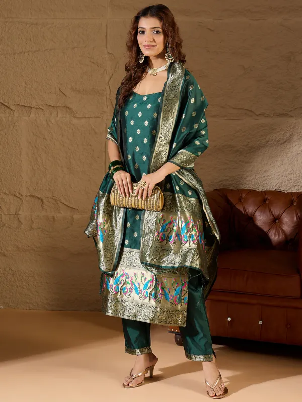 Floral_Printed_Silk_Blend_Round_Neck_Kurta_Trouser_&_Dupatta_Set