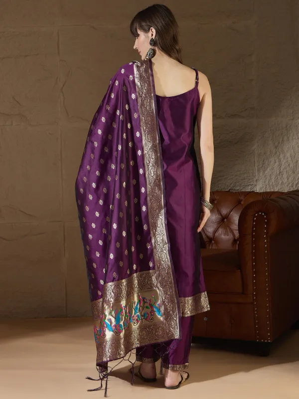 Floral_Printed_Silk_Blend_Round_Neck_Kurta_Trouser_&_Dupatta_Set