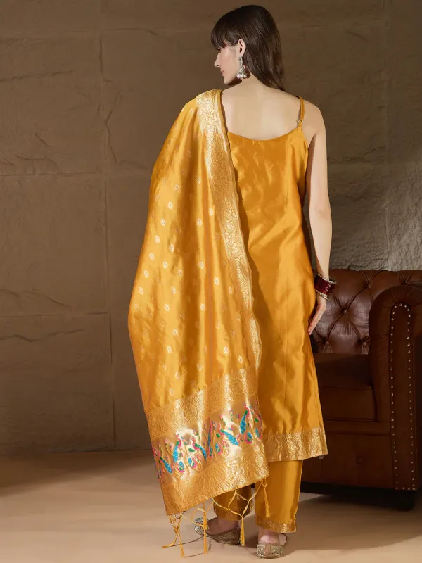 Floral_Printed_Silk_Blend_Round_Neck_Kurta_Trouser_&_Dupatta_Set