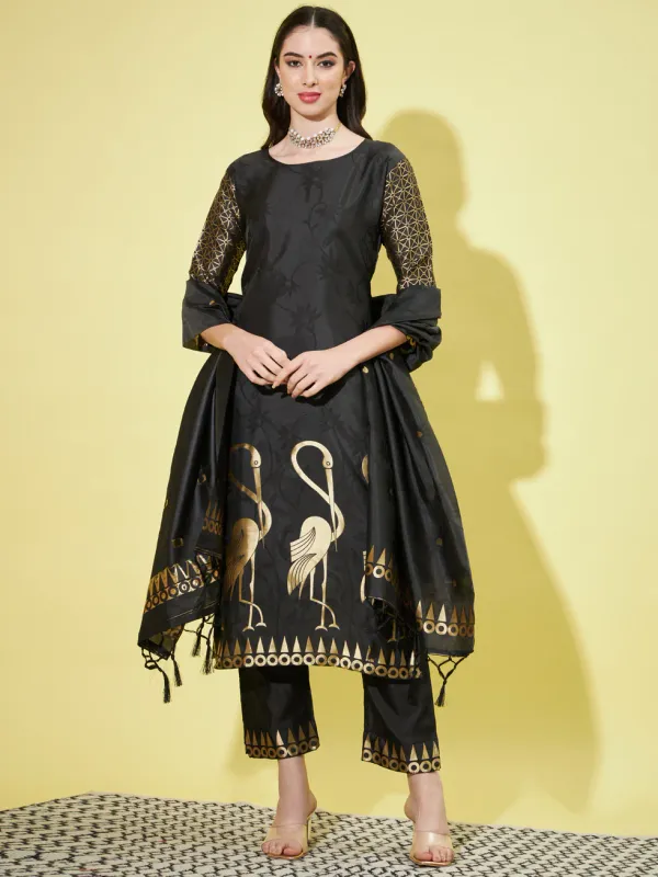 Floral_Printed_Cotton_Silk_Round_Neck_Kurta_Trouser_&_Dupatta_Set