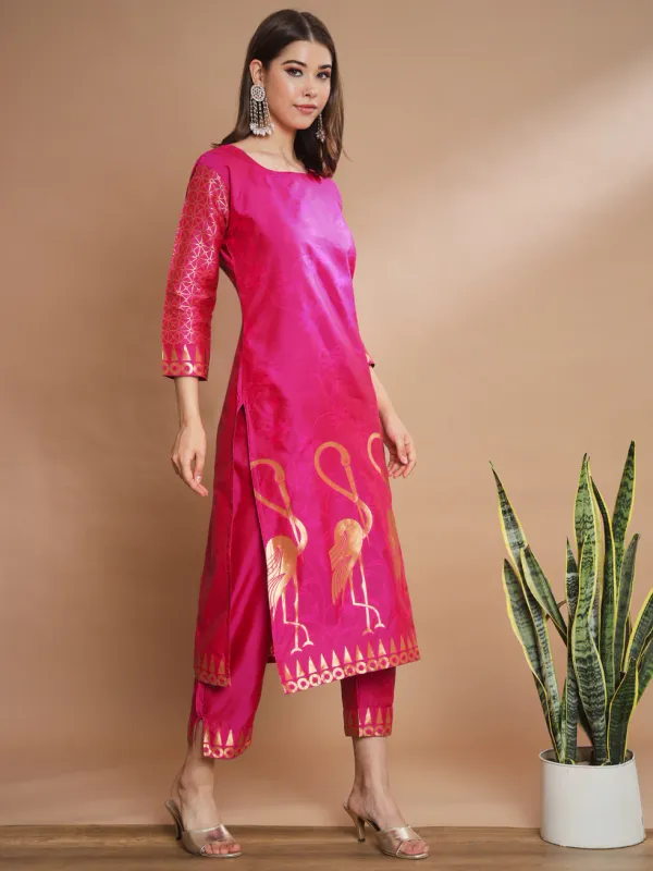 Floral_Printed_Cotton_Silk_Round_Neck_Kurta_Trouser_&_Dupatta_Set