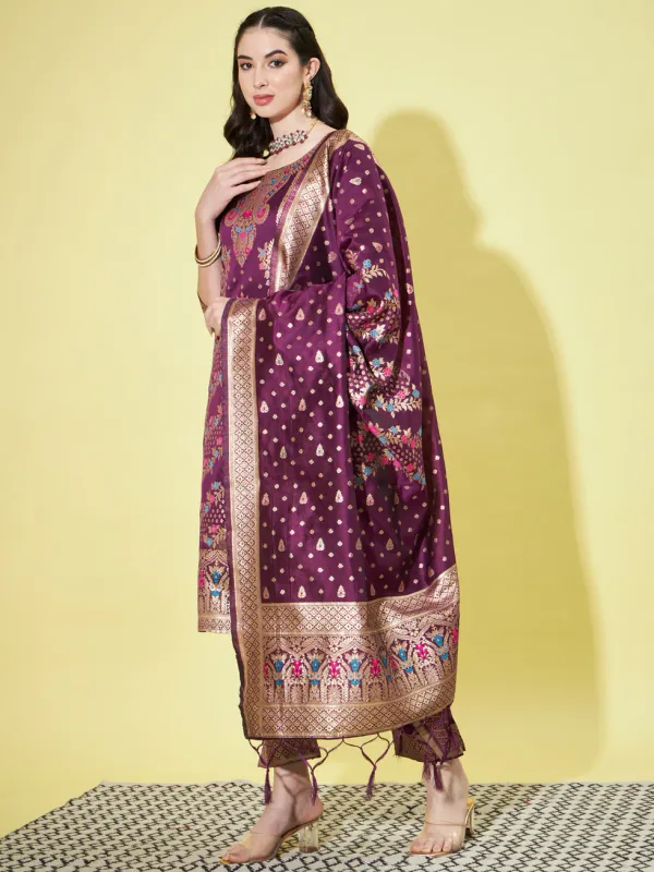 Floral_Printed_Silk_Blend_Round_Neck_Kurta_Trouser_&_Dupatta_Set