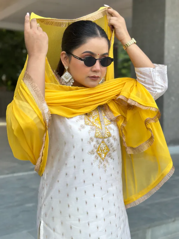 Floral_Embroidered_Chanderi_Silk_V_Neck_Kurta_Trouser_&_Dupatta_Set