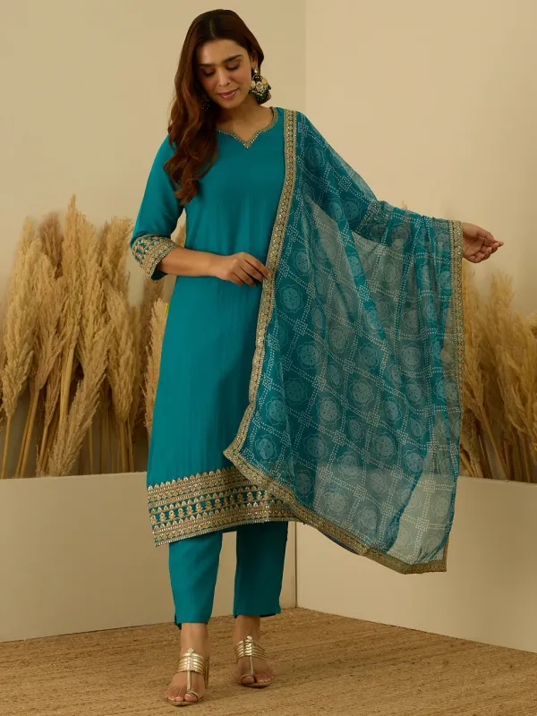 Floral_Embroidered_Silk_Blend_Round_Neck_Kurta_Trouser_&_Dupatta_Set