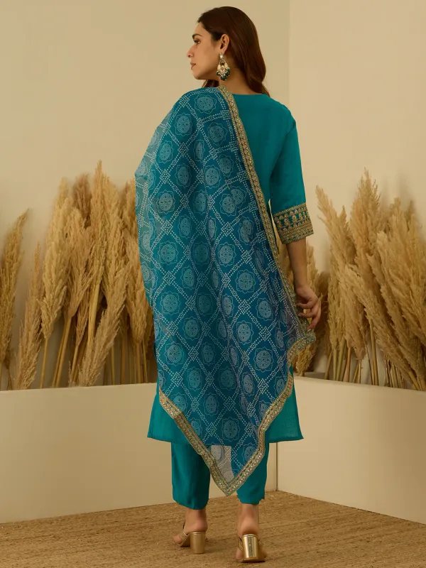 Floral_Embroidered_Silk_Blend_Round_Neck_Kurta_Trouser_&_Dupatta_Set