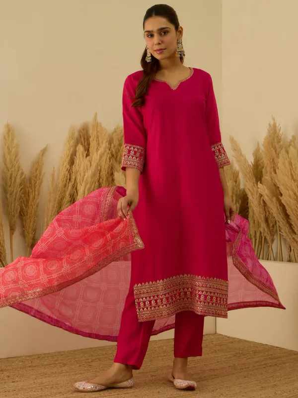 Floral_Embroidered_Silk_Blend_Round_Neck_Kurta_Trouser_&_Dupatta_Set