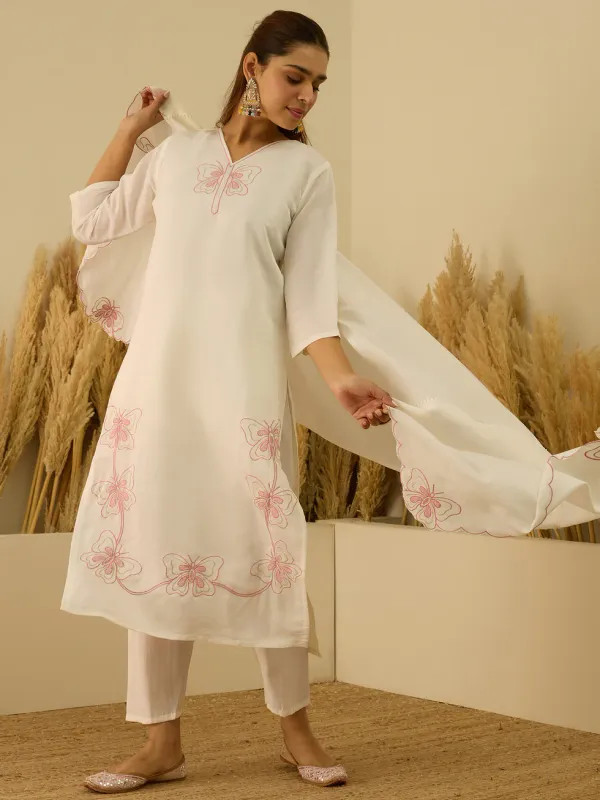 Floral_Embroidered_Silk_Blend_V_Neck_Kurta_Trouser_&_Dupatta_Set