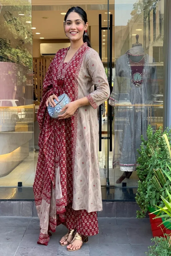 Women's_Premium_Hand_Worked_Pure_Cotton_A-Line_Anarkali_Kurta_Palazzo_Dupatta_Set