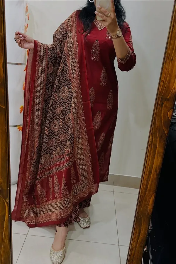 Women's_Premium_Hand_Worked_Pure_Cotton_Kurta_Pant_Dupatta_Set