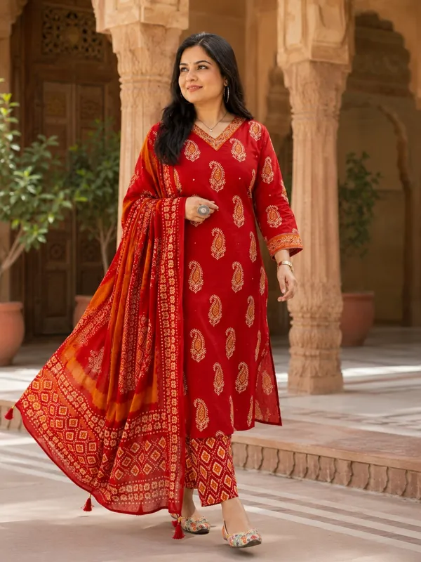 Floral_Printed_Pure_Cotton_V_Neck_Red_Kurta_Trouser_&_Dupatta_Set