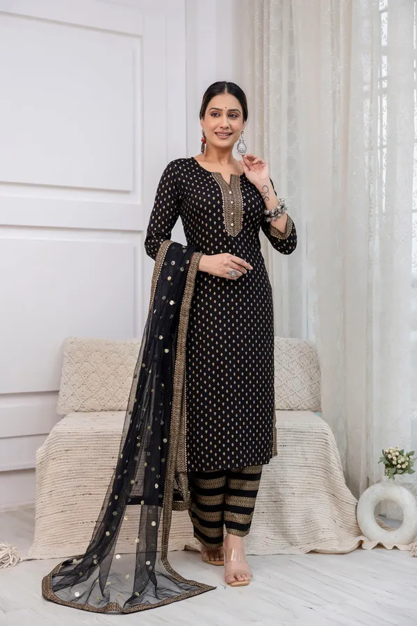 Black_Floral_Printed_Viscose_Rayon_Kurta_Set_For_Women