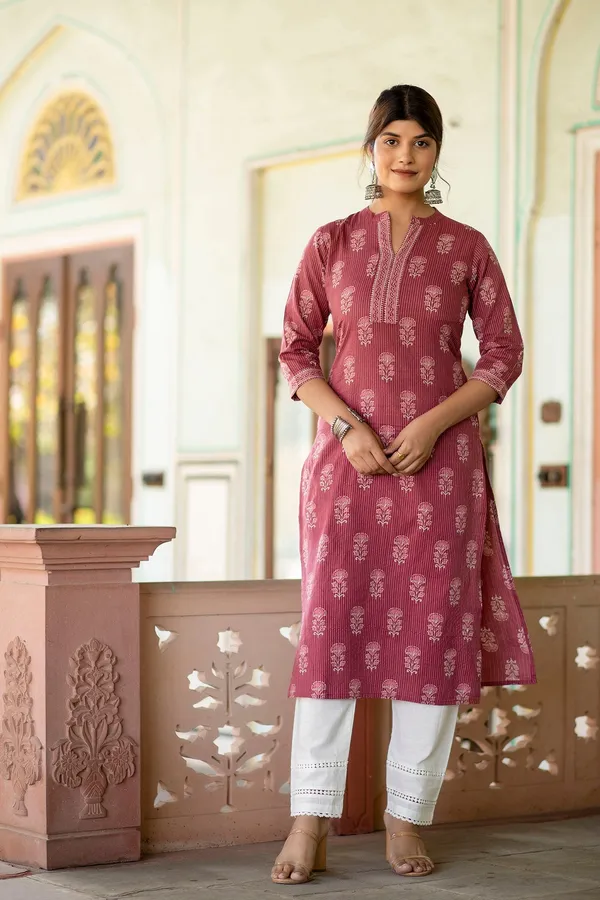 Mauve_Floral_Printed_Pure_Cotton_Kurta_Set_For_Women