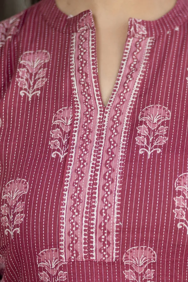 Mauve_Floral_Printed_Pure_Cotton_Kurta_Set_For_Women