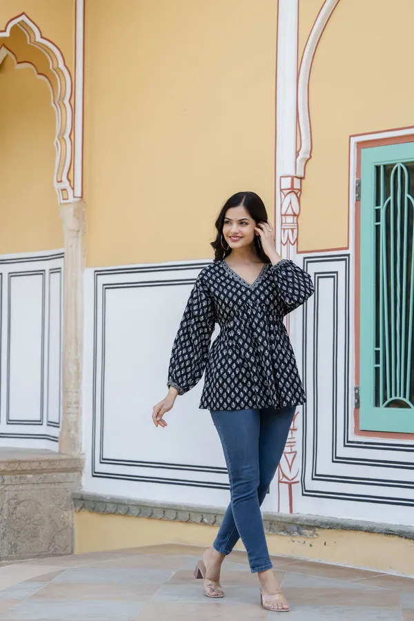 Black_Pure_Cotton_Printed_Top_For_Women