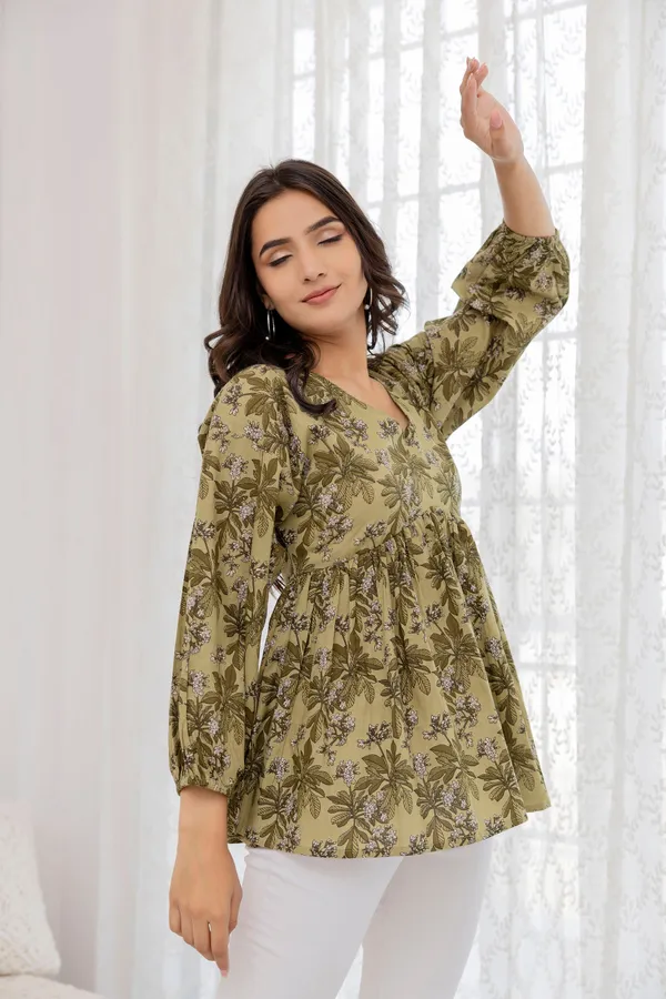 Green_Pure_Cotton_Printed_Top_For_Women