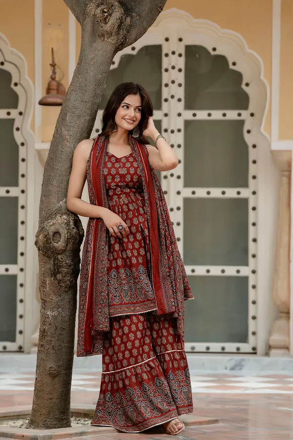 Maroon_Floral_Printed_Pure_Cotton_Kurta_Set_For_Women