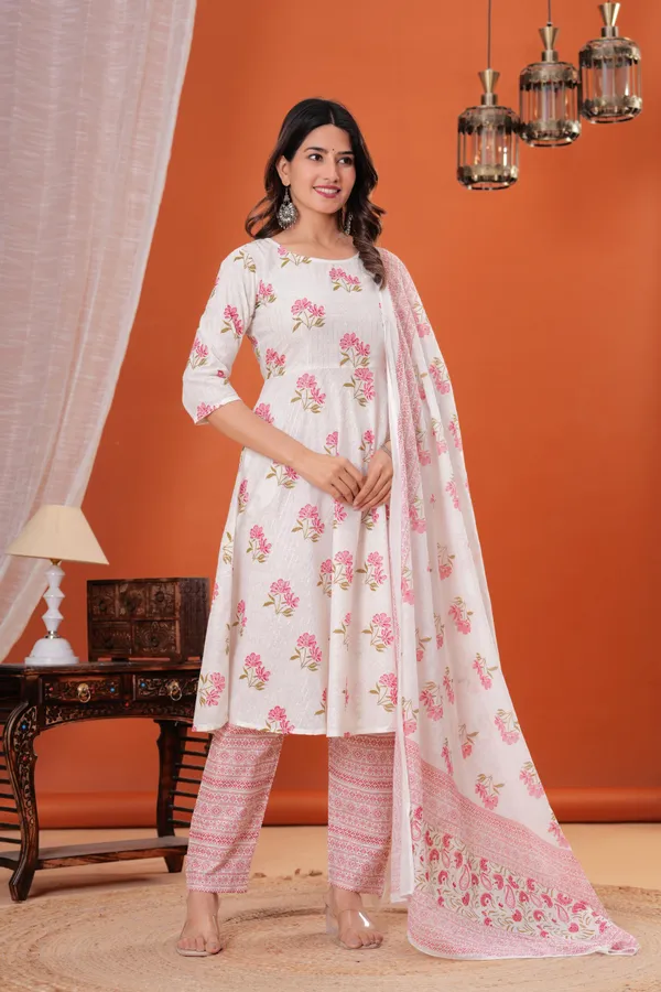 White_Floral_Printed_Pure_Cotton_Kurta_Set_For_Women