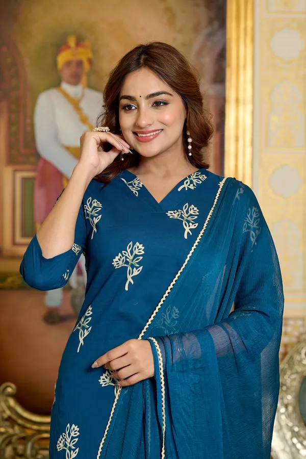Teal_Floral_Printed_Pure_Cotton_Kurta_Set_For_Women