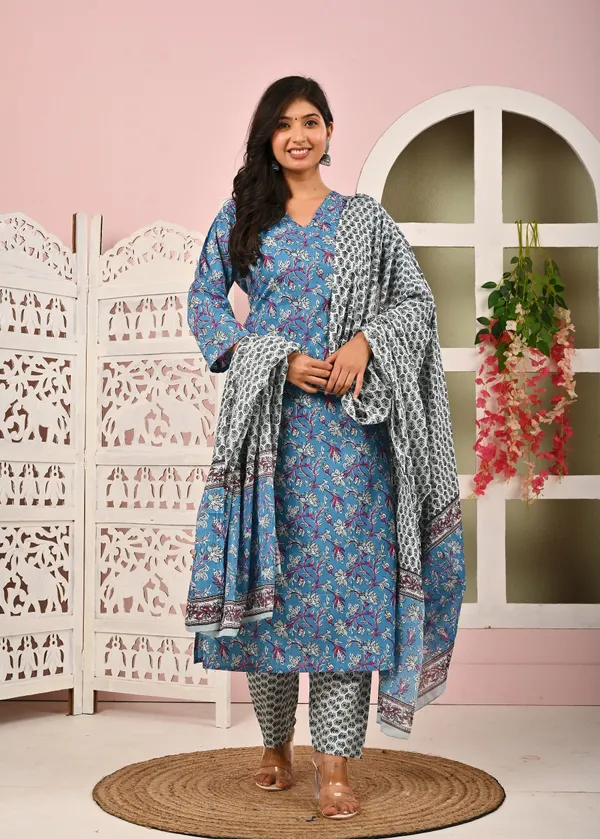 Blue_Floral_Printed_Pure_Cotton_Kurta_Set_For_Women