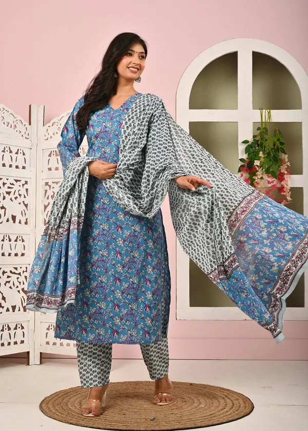 Blue_Floral_Printed_Pure_Cotton_Kurta_Set_For_Women