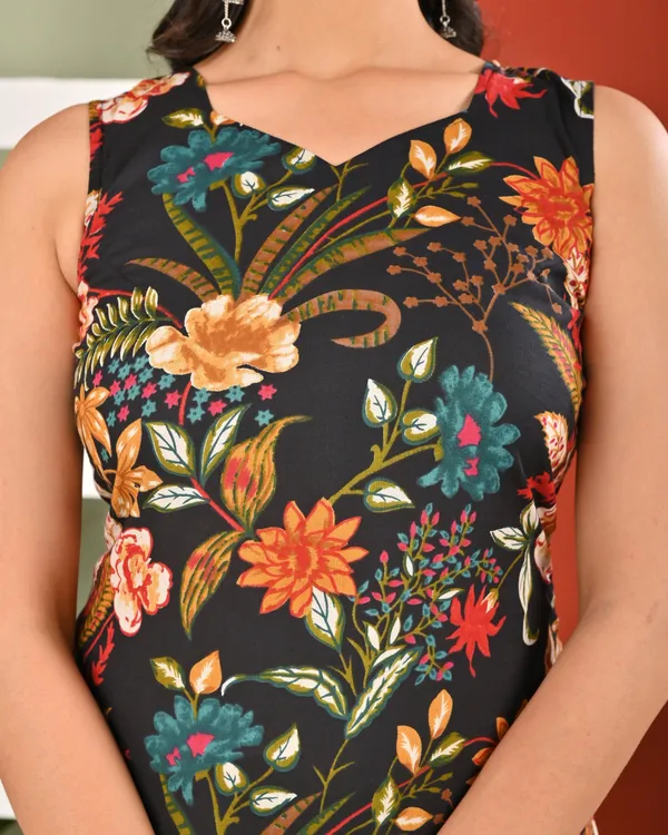 Black_Floral_Printed_Pure_Cotton_Kurta_Set_For_Women