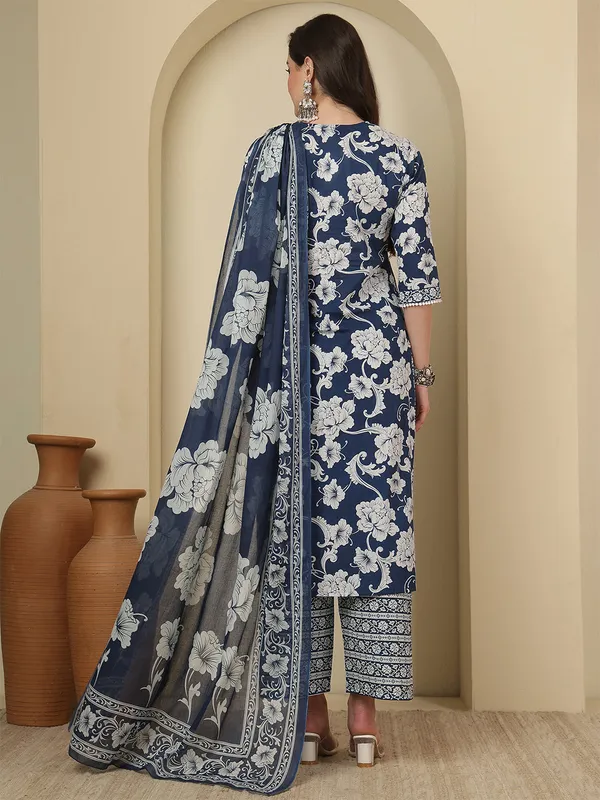 Blue_Floral_Printed_Pure_Cotton_Kurta_Set_For_Women