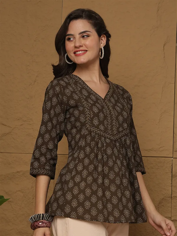 Brown_Pure_Cotton_Printed_Top_For_Women