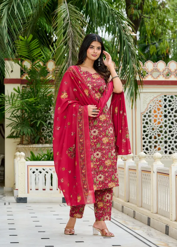 Pink_Floral_Printed_Pure_Cotton_Kurta_Set_For_Women