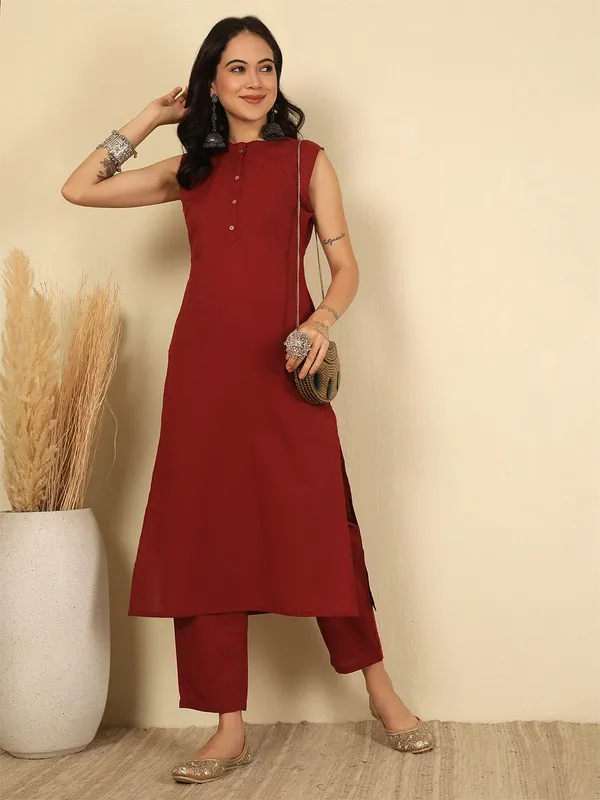 Maroon_Solid_Pure_Cotton_Kurta_Set_For_Women