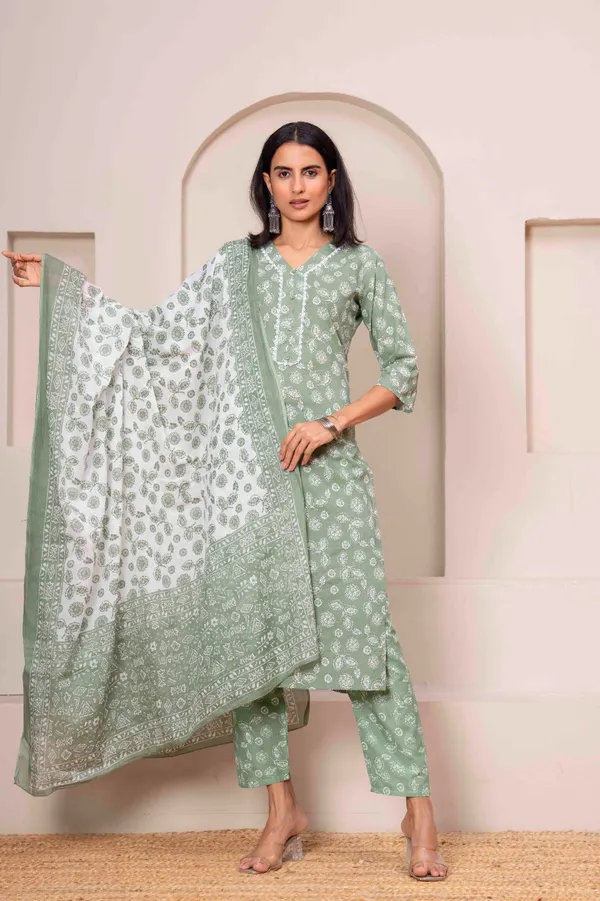 Green_Floral_Printed_Pure_Cotton_Kurta_Set_For_Women