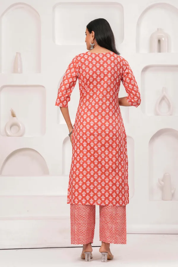 Pink_Floral_Printed_Pure_Cotton_Kurta_Set_For_Women