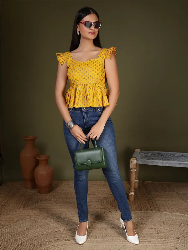 Yellow_Pure_Cotton_Printed_Top_For_Women