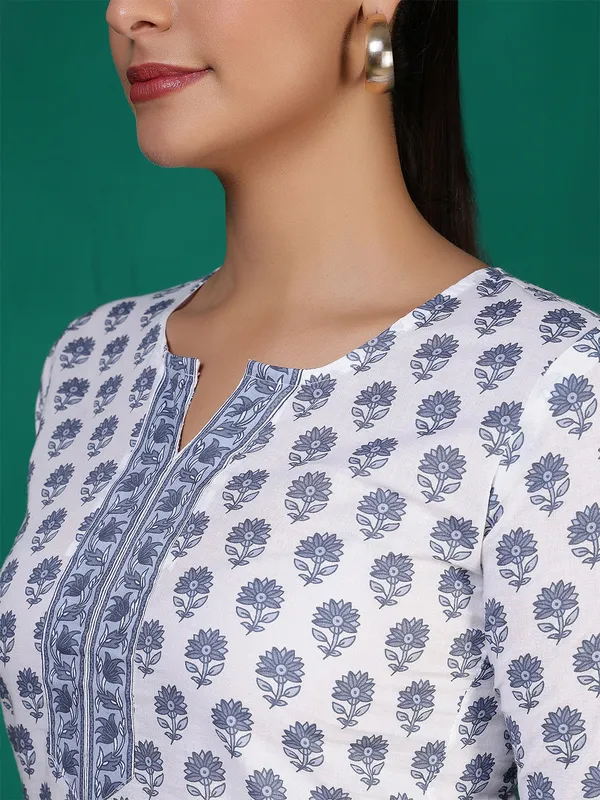 Off_White__Pure_Cotton_Printed_Tunic_For_Women