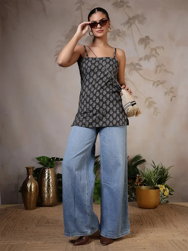Black__Pure_Cotton_Printed_Tunic_For_Women