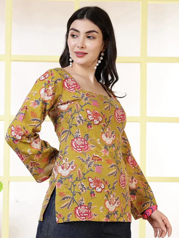 Mustard__Pure_Cotton_Printed_Tunic_For_Women