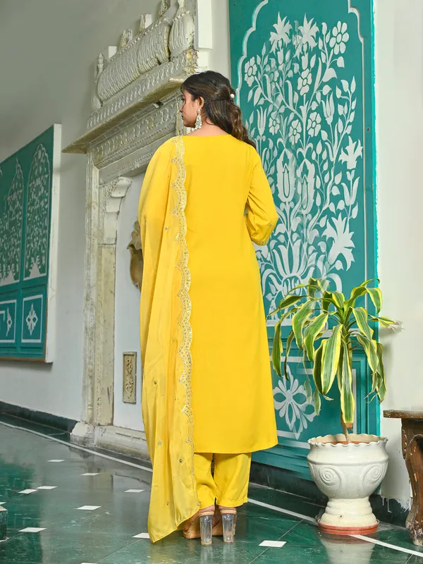 Yellow_Embroidered_Viscose_Rayon_Kurta_Set_For_Women