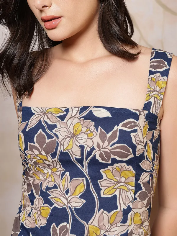 Blue_Pure_Cotton_Printed_Top_For_Women