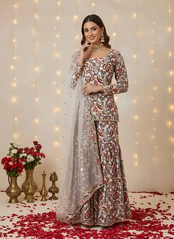 Off_White_Floral_Printed_Pure_Cotton_Kurta_Set_For_Women