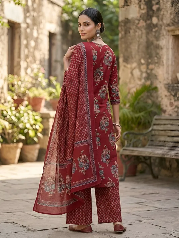 Maroon_Floral_Printed_Straight_Kurta_Set_For_Women