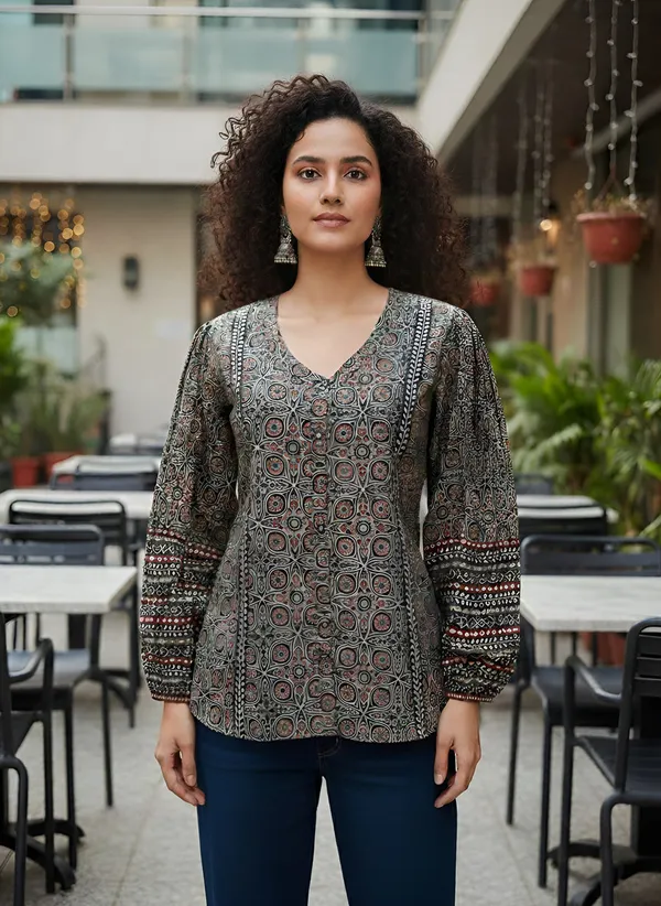 Black__Pure_Cotton_Printed_Tunic_For_Women